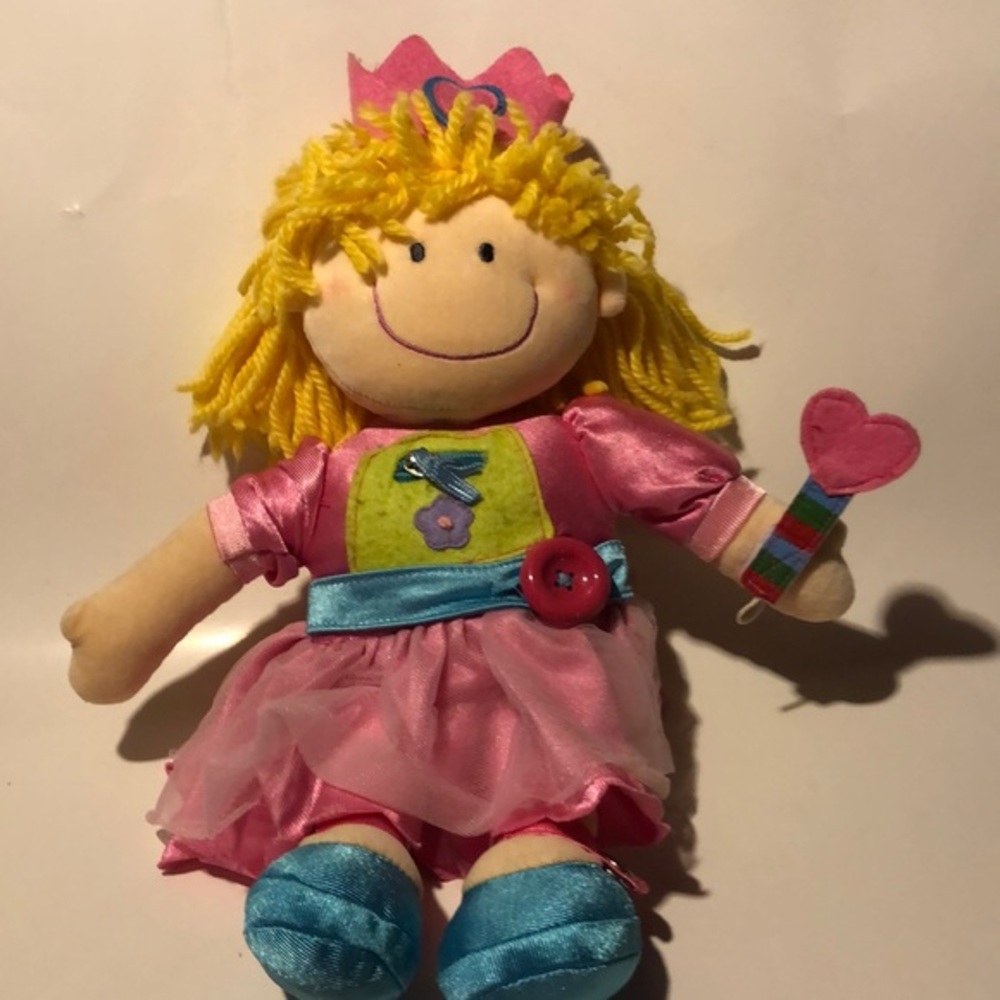 Okie dokie teach me stuffed‎ doll. NWT new learning doll